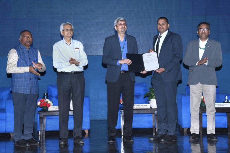 MAK Receives DRDO Award