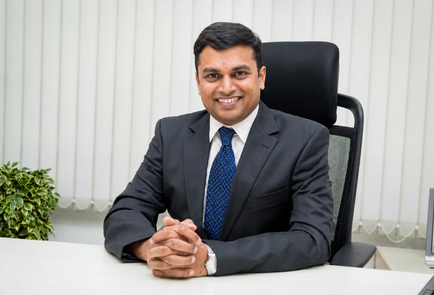 Mr. Saravanan Manickam